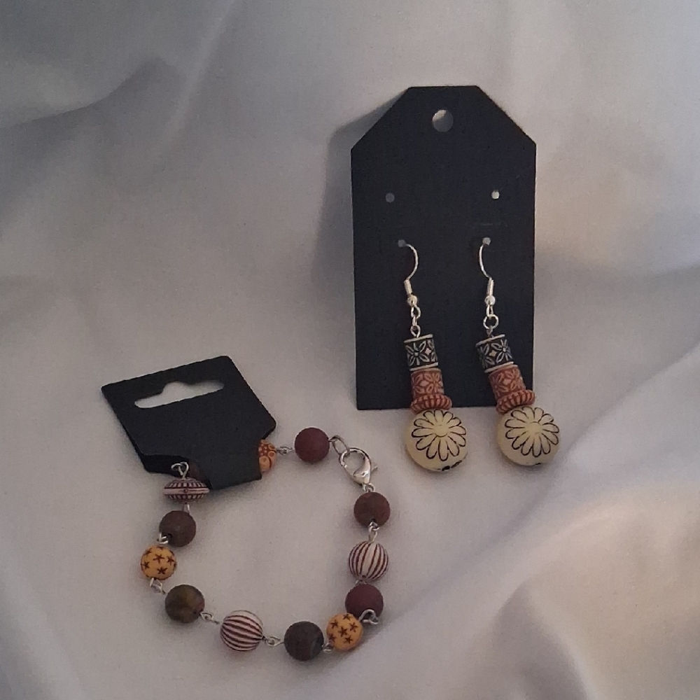Bohemian Floral Earrings and Bracelet Set